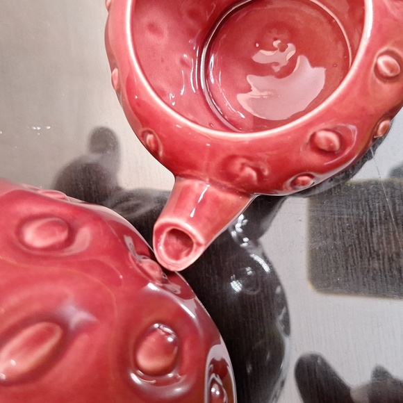 5 piece vintage strawberry design tea/coffee pitcher with sugar and creamer dish - Picture 6 of 15